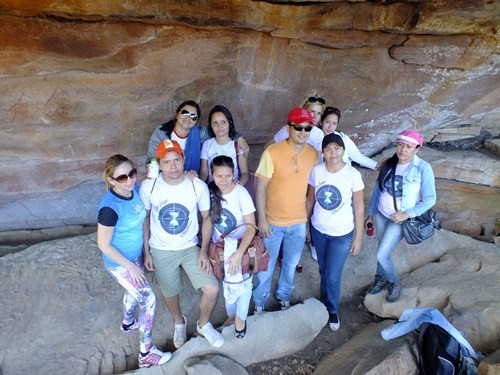 Alunos do curso de história da FADESB visitam Sitio Arqueológico em São José do Piauí. - Imagem 3