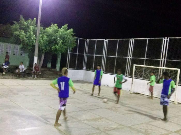 Alunos do EJA participam de torneio esportivo - Imagem 6