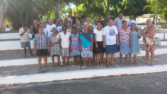 CRAS realiza café da manhã com idosos - Imagem 18