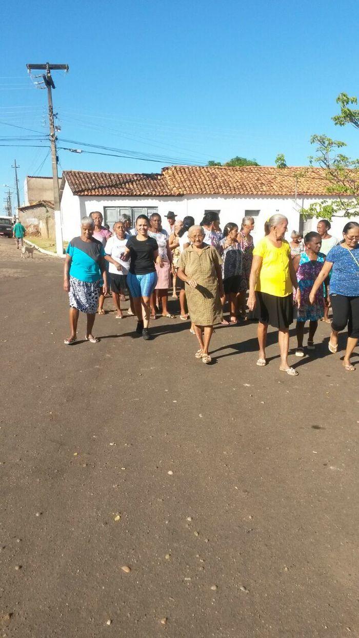 CRAS realiza café da manhã com idosos - Imagem 14