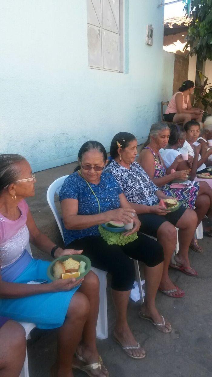 CRAS realiza café da manhã com idosos - Imagem 7