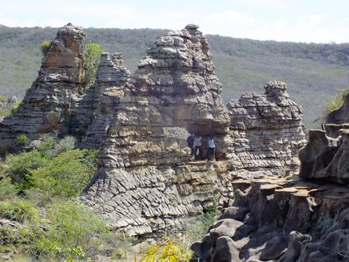 Alunos do curso de história da FADESB visitam Sitio Arqueológico em São José do Piauí. - Imagem 13