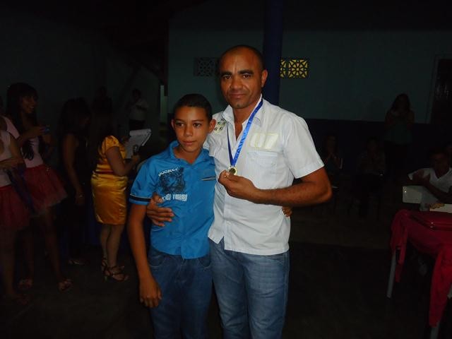 Pais Receberam Homenagem na Escola Santa Catarina - Imagem 59