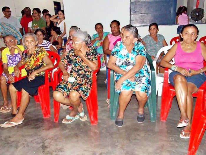 Secretaria Municipal de Assistência Social realiza tarde de lazer aos Idosos do município  - Imagem 9