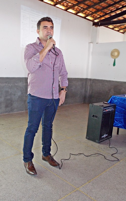 Secretaria de Educação realiza belíssimo café da manhã em homenagem ao dia dos Pais - Imagem 4