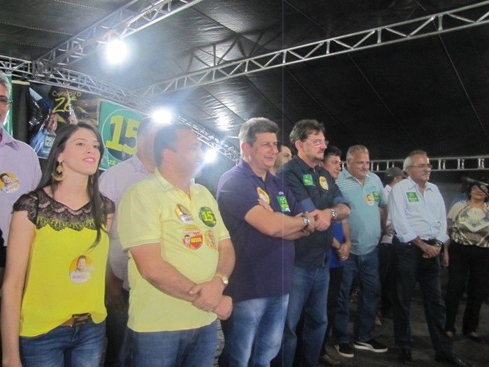 Governador e comitiva visita Redenção do Gurguéia durante festejos  - Imagem 13