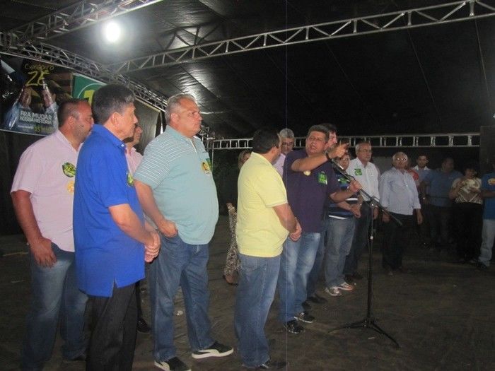 Governador e comitiva visita Redenção do Gurguéia durante festejos  - Imagem 7