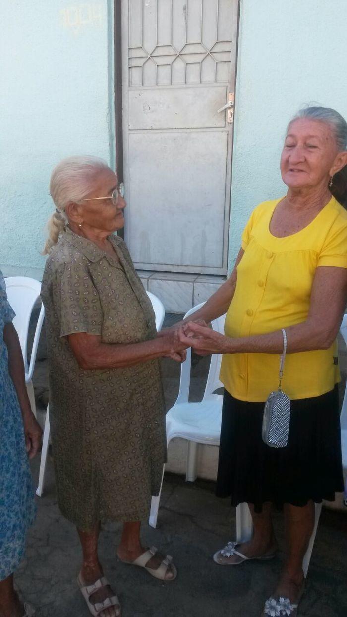 CRAS realiza café da manhã com idosos - Imagem 47