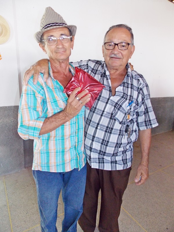 Secretaria de Educação realiza belíssimo café da manhã em homenagem ao dia dos Pais - Imagem 10
