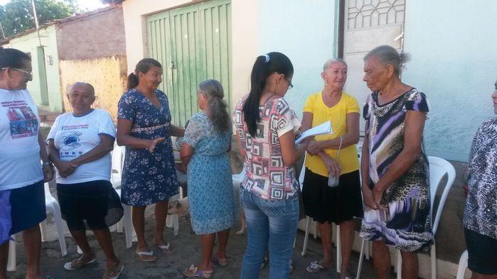 CRAS realiza café da manhã com idosos - Imagem 25