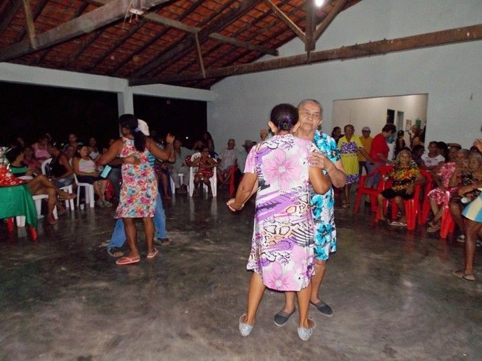 Secretaria Municipal de Assistência Social realiza tarde de lazer aos Idosos do município  - Imagem 16