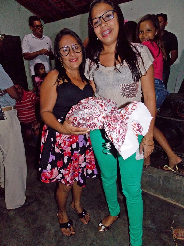 Secretaria Municipal de Assistência Social realiza tarde de lazer aos Idosos do município  - Imagem 5