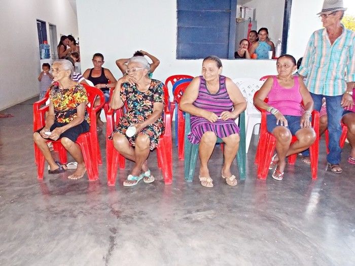 Secretaria Municipal de Assistência Social realiza tarde de lazer aos Idosos do município  - Imagem 40