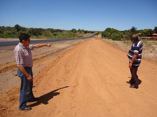 Prefeitos Dr.Zé Maria visita obras na Cidade de Ipiranga - Imagem 2