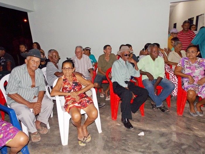 Secretaria Municipal de Assistência Social realiza tarde de lazer aos Idosos do município  - Imagem 18