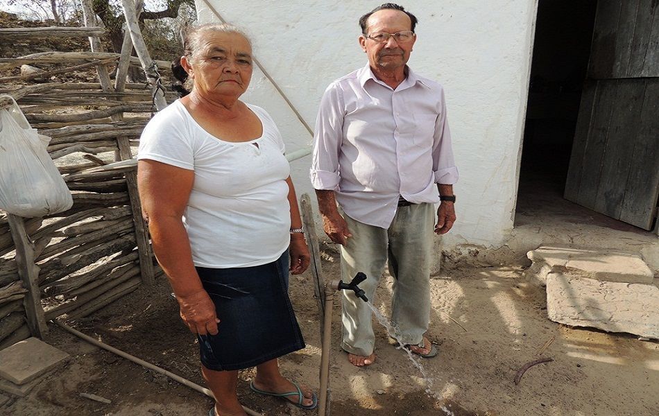 Água canalizada chega às residências do sertão de Pedro II