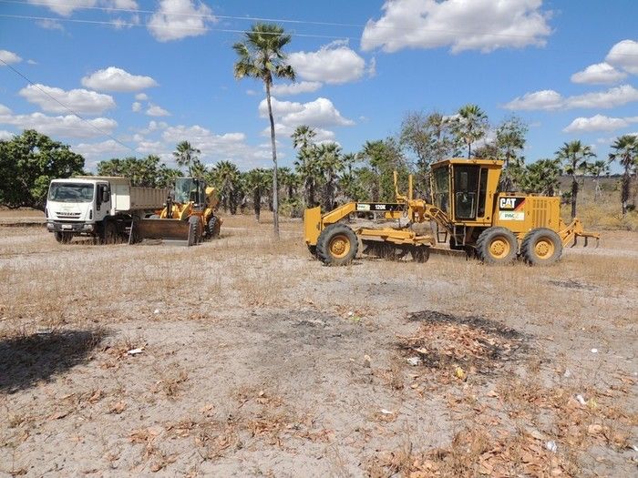 Maquinários chegam ao povoado Terras Pretas - Imagem 4