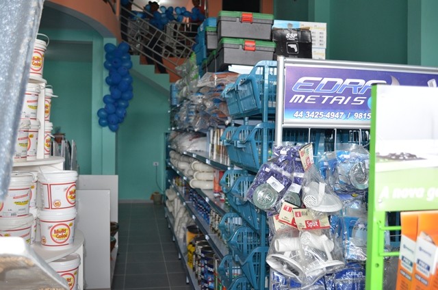 Vera Mendes: Inaugurada a mais nova loja de material de construção. - Imagem 14