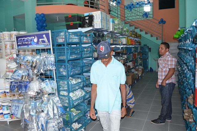 Vera Mendes: Inaugurada a mais nova loja de material de construção. - Imagem 4