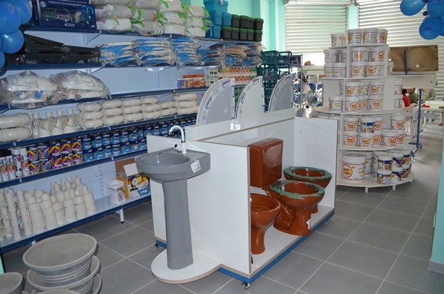 Vera Mendes: Inaugurada a mais nova loja de material de construção. - Imagem 8