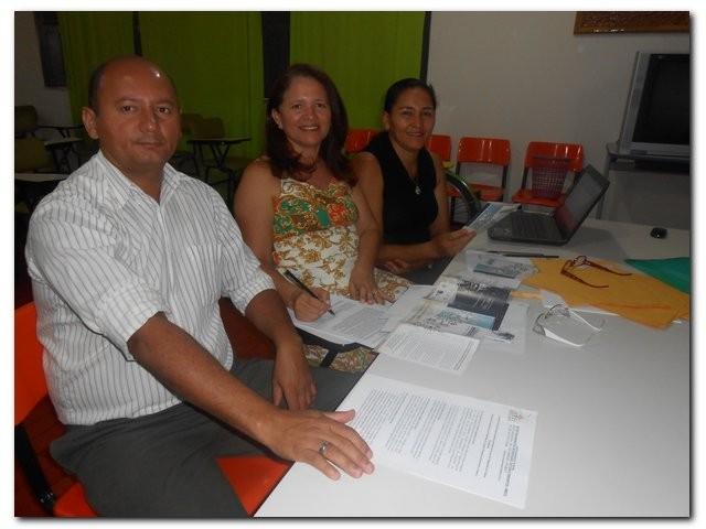 Comissão Julgadora Municipal das Olimpíadas de Língua Portuguesa avaliam textos enviados pelas escolas - Imagem 1