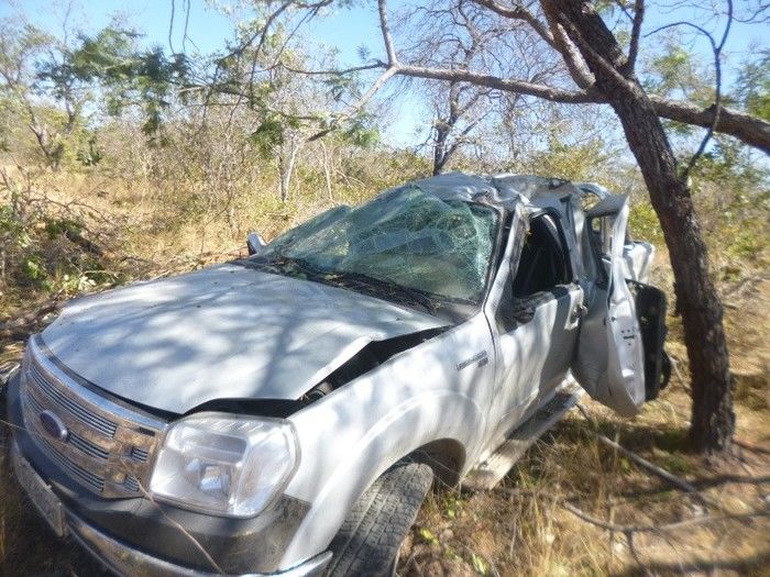 Acidente na BR 135 deixa vítima fatal; carro vinha de São Paulo e capotou próximo a Redenção do Gurgueia - Imagem 5