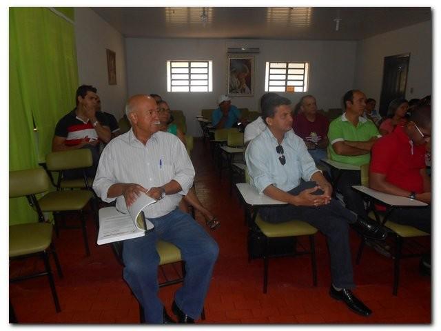 SEBRAE realiza reunião com comerciantes e pequenos micro-empreendedores sobre a Lei  Geral Municipal - Imagem 2