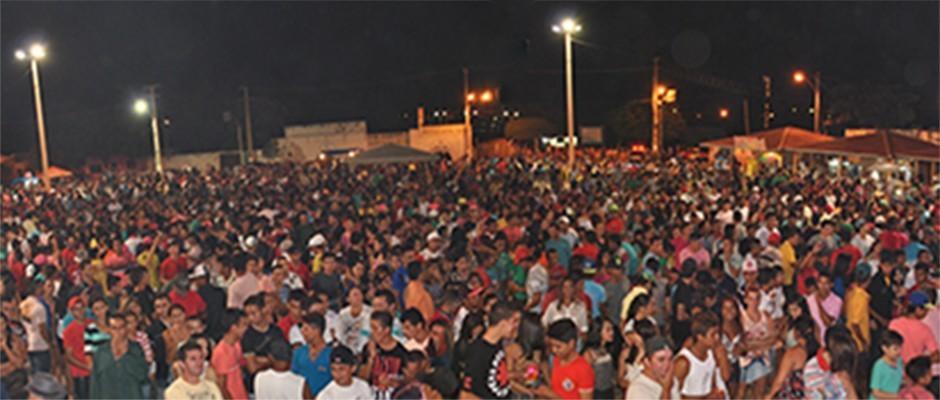 Prefeitura realiza festa em praça pública para comemorar os 66 anos de Cocal 