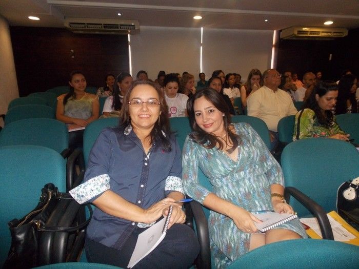 Primeira dama e idealizadora do Projeto Neylivia Oliveira da Costa “Mulher Viva”, Lindyane Batista recebe homenagem do Ministério Público do Estado - Imagem 11