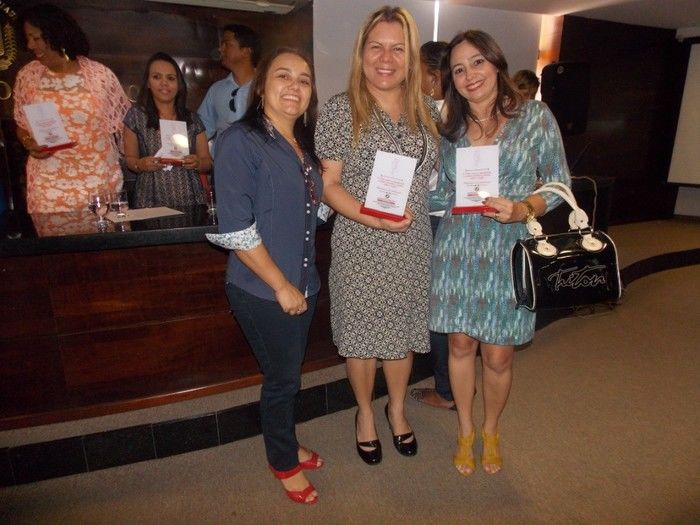 Primeira dama e idealizadora do Projeto Neylivia Oliveira da Costa “Mulher Viva”, Lindyane Batista recebe homenagem do Ministério Público do Estado - Imagem 22