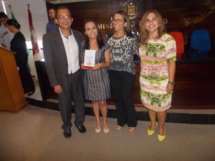 Personalidades que combatem a violência contra a Mulher são homenageadas pelo Ministério Público do Piauí que combatem a violência contra a mulher - Imagem 25