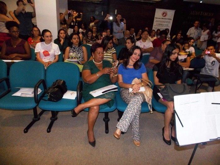 Primeira dama e idealizadora do Projeto Neylivia Oliveira da Costa “Mulher Viva”, Lindyane Batista recebe homenagem do Ministério Público do Estado - Imagem 6