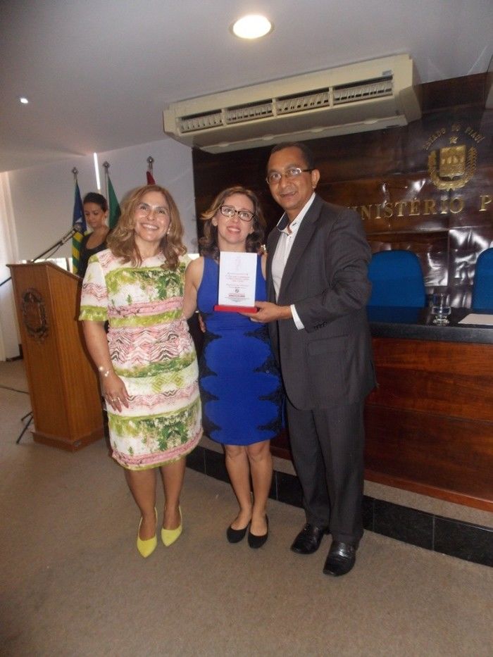 Personalidades que combatem a violência contra a Mulher são homenageadas pelo Ministério Público do Piauí que combatem a violência contra a mulher - Imagem 8