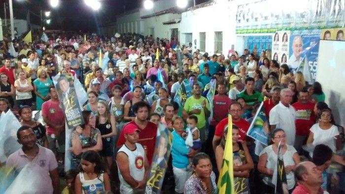 Milhares de pessoas na inauguração do comitê dos candidatos de Bernildo Val em Buriti dos Lopes - Imagem 1