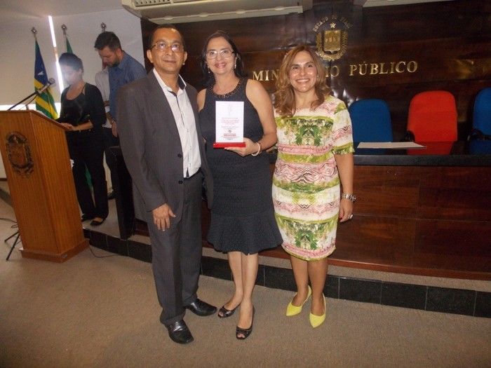 Personalidades que combatem a violência contra a Mulher são homenageadas pelo Ministério Público do Piauí que combatem a violência contra a mulher - Imagem 23