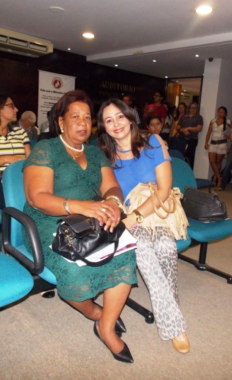 Primeira dama e idealizadora do Projeto Neylivia Oliveira da Costa “Mulher Viva”, Lindyane Batista recebe homenagem do Ministério Público do Estado - Imagem 4