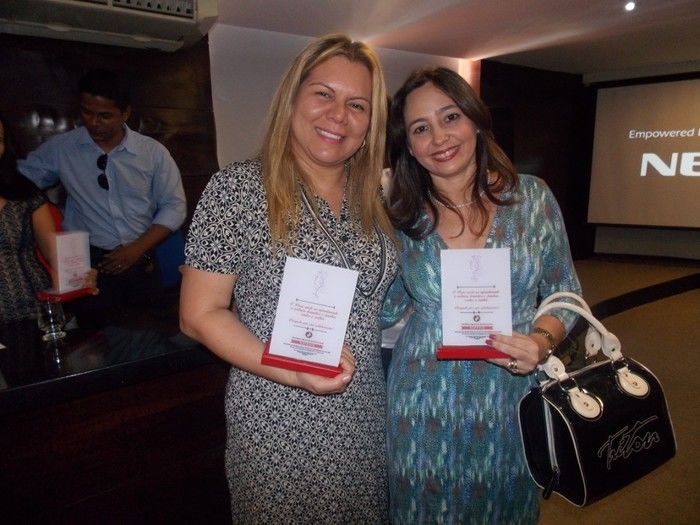 Primeira dama e idealizadora do Projeto Neylivia Oliveira da Costa “Mulher Viva”, Lindyane Batista recebe homenagem do Ministério Público do Estado - Imagem 21