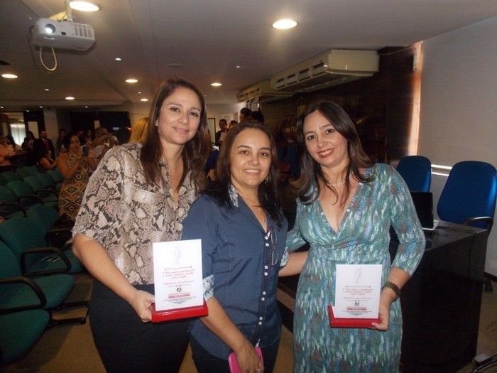 Primeira dama e idealizadora do Projeto Neylivia Oliveira da Costa “Mulher Viva”, Lindyane Batista recebe homenagem do Ministério Público do Estado - Imagem 24