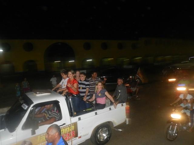 Candita Janainna Marques realiza reunião em Esperantina - Imagem 11