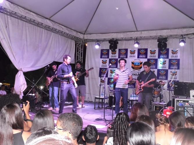 Público aprova atrações no palco da Praça de Alimentação - Imagem 2