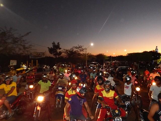 Janainna Marques realiza grande carreata e reunião política em Esperantina - Imagem 1