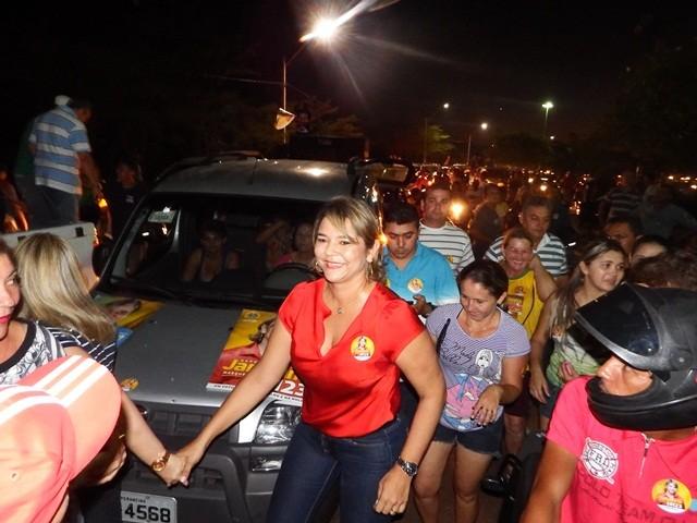Janainna Marques realiza grande carreata e reunião política em Esperantina - Imagem 8
