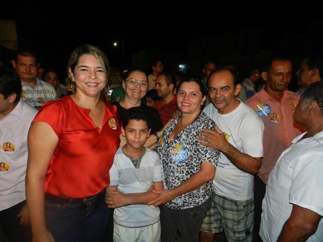 Janainna Marques realiza grande carreata e reunião política em Esperantina - Imagem 39