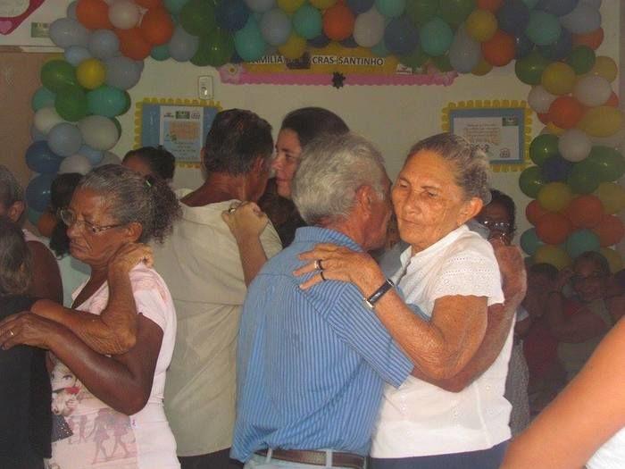 CRAS do Bairro Santinho realiza festa em homenagem aos pais - Imagem 17