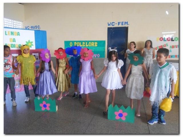 Escola Municipal João de Sousa Leal realiza atividades do Projeto Arte e Cultura na Escola. - Imagem 45