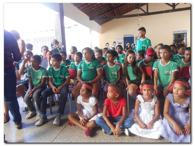 Escola Municipal João de Sousa Leal realiza atividades do Projeto Arte e Cultura na Escola. - Imagem 7