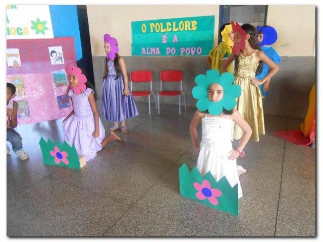 Escola Municipal João de Sousa Leal realiza atividades do Projeto Arte e Cultura na Escola. - Imagem 42