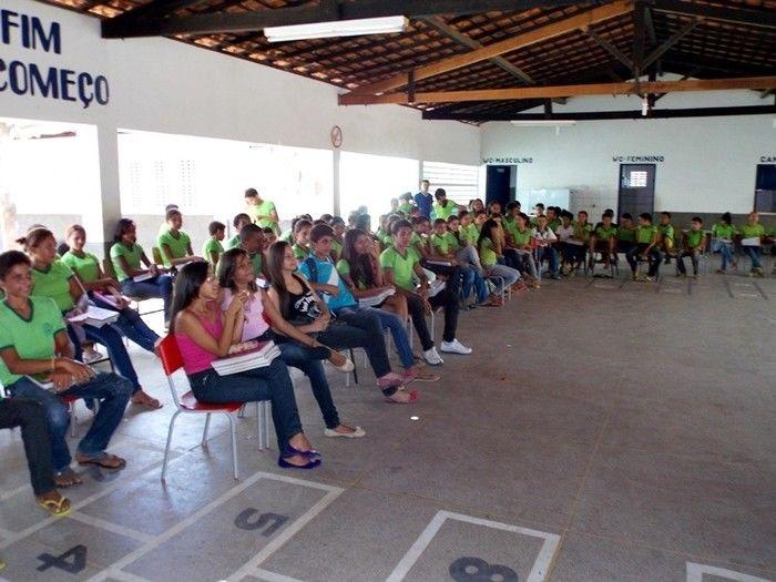 Secretaria de Educação promove palestra sobre alimentação saudável  - Imagem 3