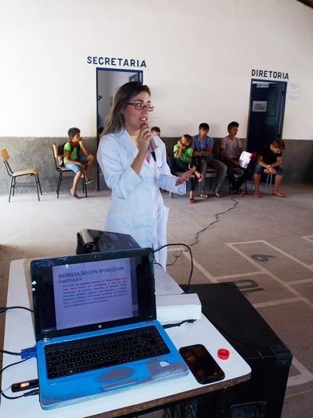 Secretaria de Educação promove palestra sobre alimentação saudável  - Imagem 8
