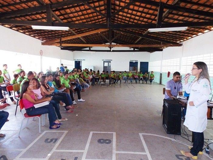 Secretaria de Educação promove palestra sobre alimentação saudável  - Imagem 4